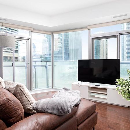 Downtown Toronto Condo Mins From Scotiabank Arena, Tiff, Cn Tower, Union, Mtcc Bagian luar foto