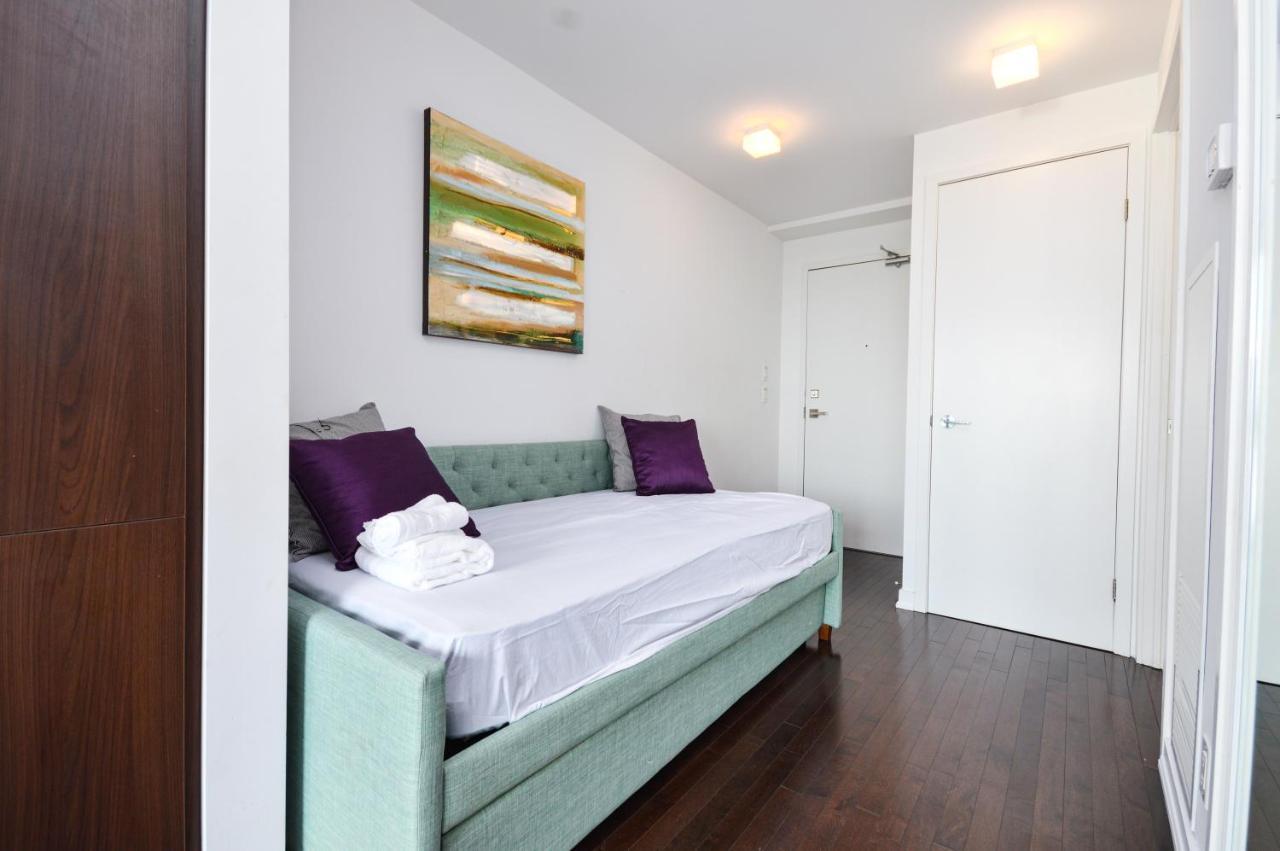Downtown Toronto Condo Mins From Scotiabank Arena, Tiff, Cn Tower, Union, Mtcc Bagian luar foto