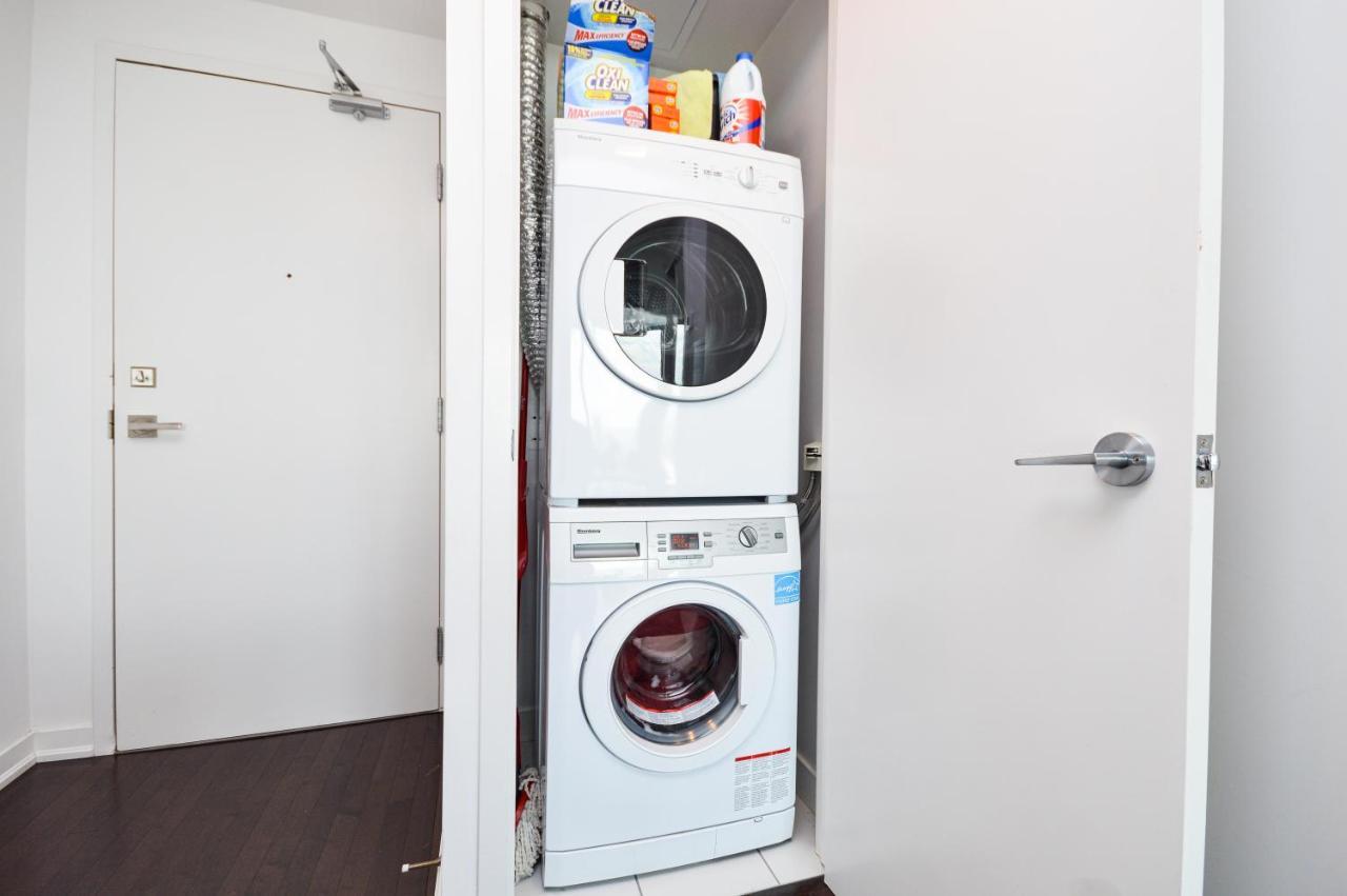 Downtown Toronto Condo Mins From Scotiabank Arena, Tiff, Cn Tower, Union, Mtcc Bagian luar foto