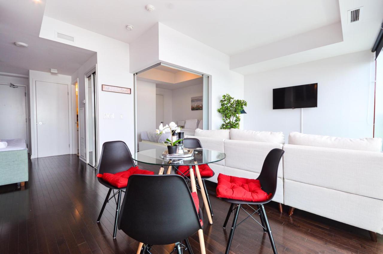 Downtown Toronto Condo Mins From Scotiabank Arena, Tiff, Cn Tower, Union, Mtcc Bagian luar foto