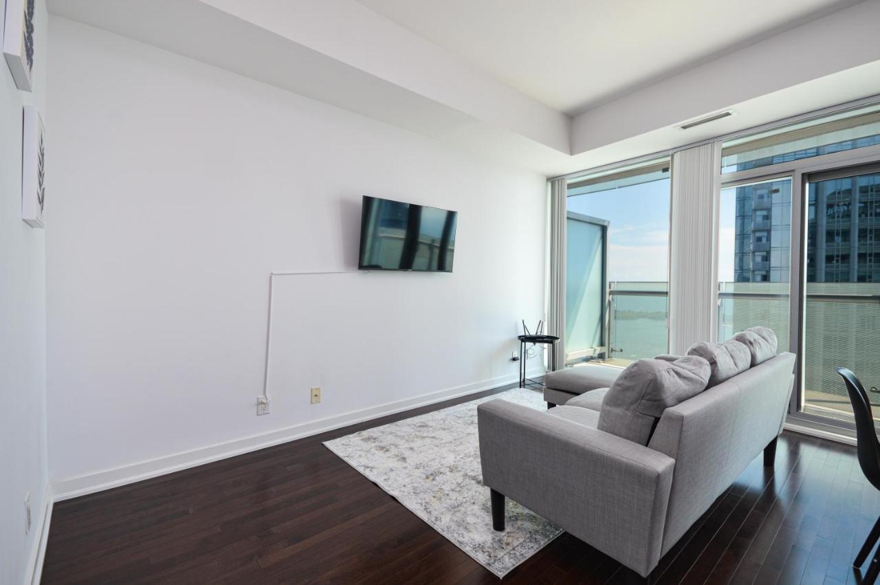Downtown Toronto Condo Mins From Scotiabank Arena, Tiff, Cn Tower, Union, Mtcc Bagian luar foto