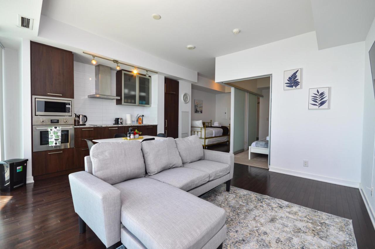 Downtown Toronto Condo Mins From Scotiabank Arena, Tiff, Cn Tower, Union, Mtcc Bagian luar foto