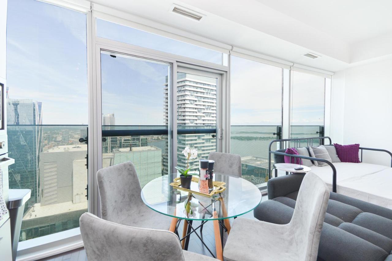 Downtown Toronto Condo Mins From Scotiabank Arena, Tiff, Cn Tower, Union, Mtcc Bagian luar foto