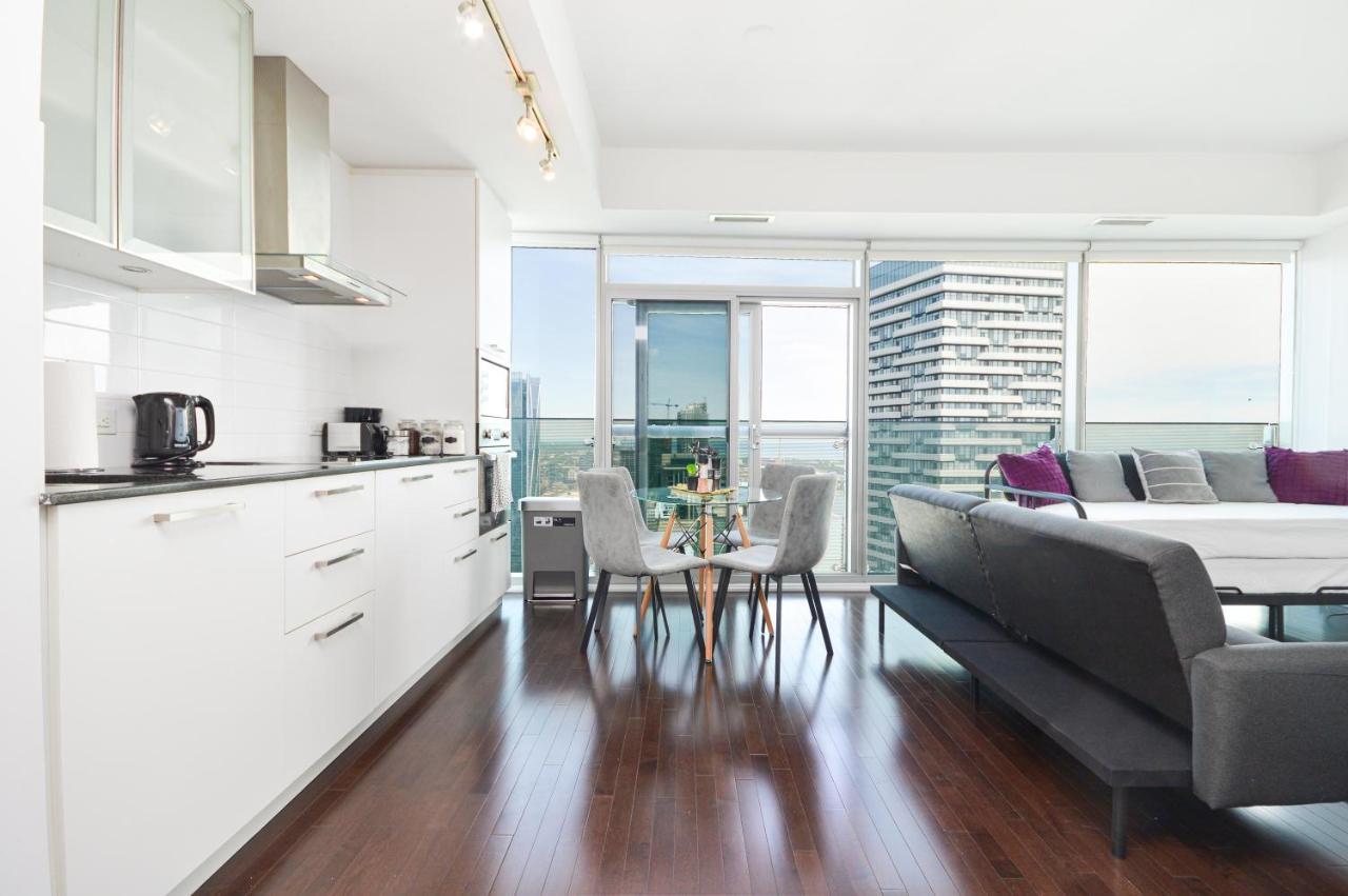 Downtown Toronto Condo Mins From Scotiabank Arena, Tiff, Cn Tower, Union, Mtcc Bagian luar foto