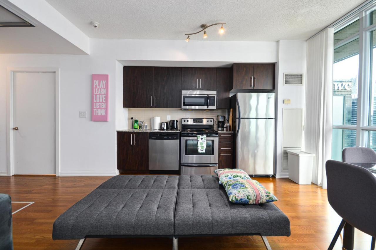 Downtown Toronto Condo Mins From Scotiabank Arena, Tiff, Cn Tower, Union, Mtcc Bagian luar foto