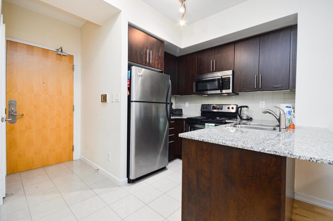 Downtown Toronto Condo Mins From Scotiabank Arena, Tiff, Cn Tower, Union, Mtcc Bagian luar foto
