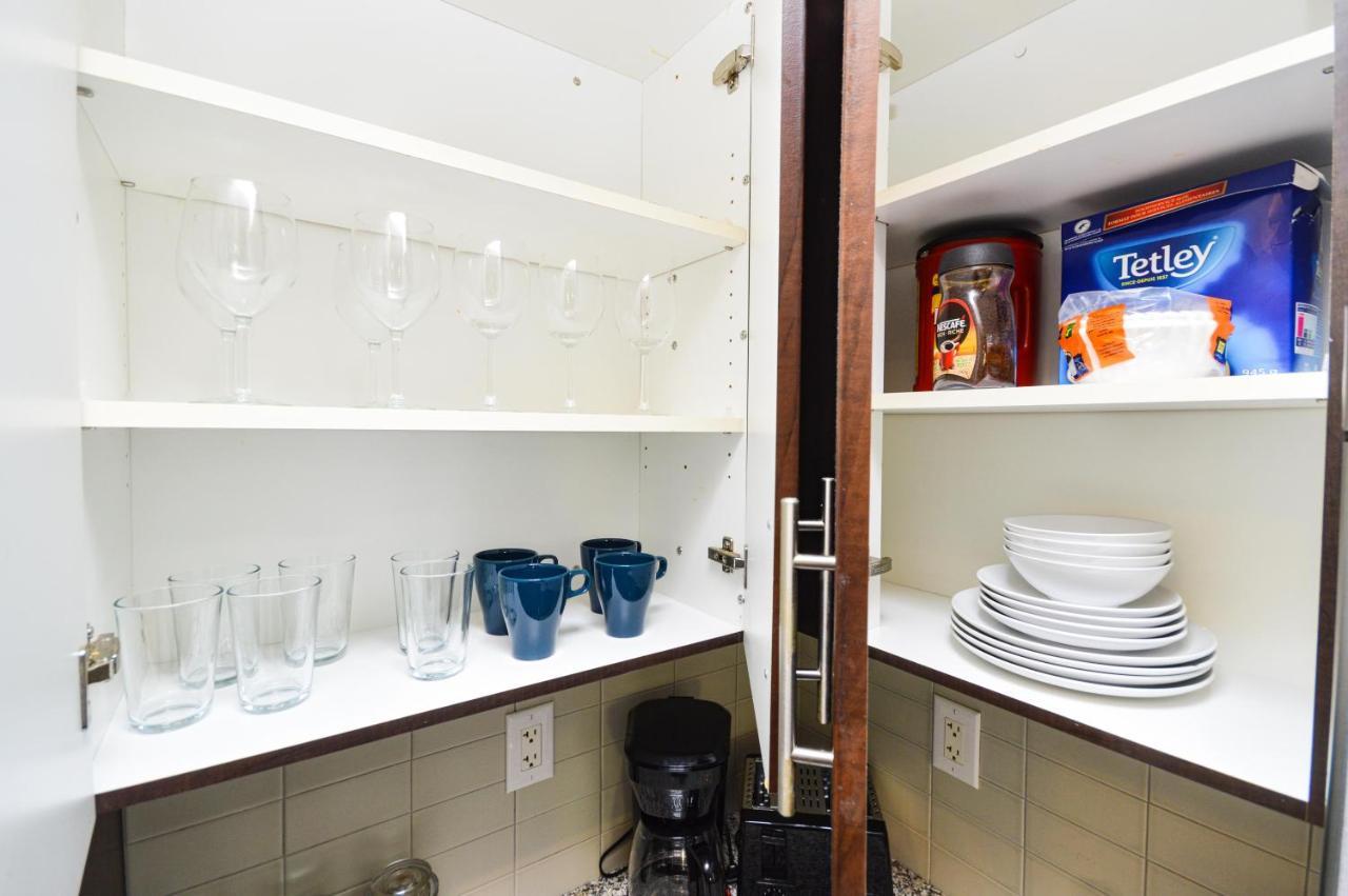Downtown Toronto Condo Mins From Scotiabank Arena, Tiff, Cn Tower, Union, Mtcc Bagian luar foto